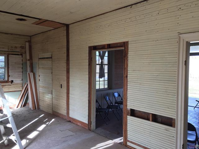 10826 Pointe Coupee Rd, New Roads, LA 70760