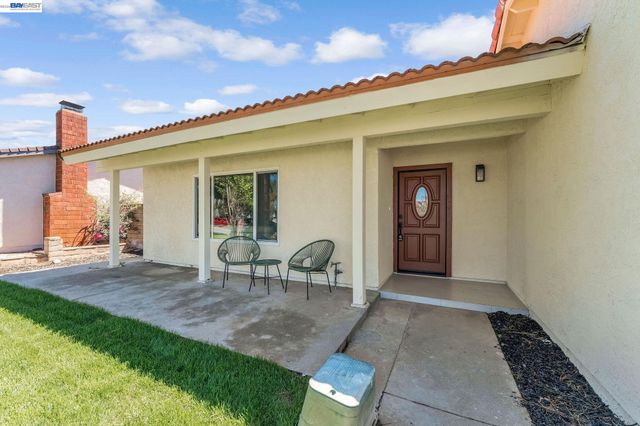 2624 Damien Ave, La Verne, CA 91750