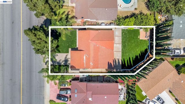 2624 Damien Ave, La Verne, CA 91750