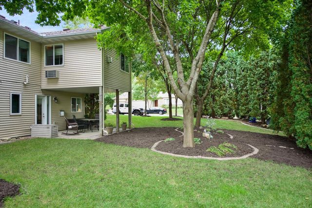1981 29th Street SE, Rochester, MN 55904
