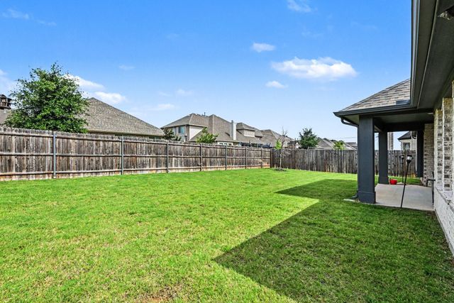 1107 Misty Ridge Drive, Justin, TX 76247