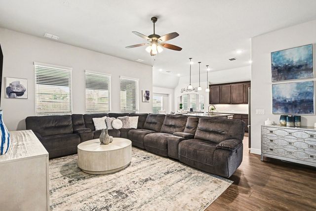 1107 Misty Ridge Drive, Justin, TX 76247