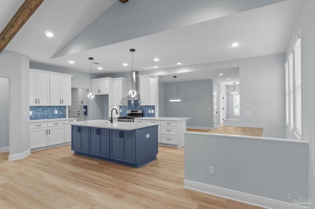 3326 Bob Tolbert Rd, Navarre, FL 32566