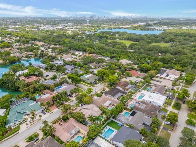 3520 N 32nd Ter 0, Hollywood, FL 33021
