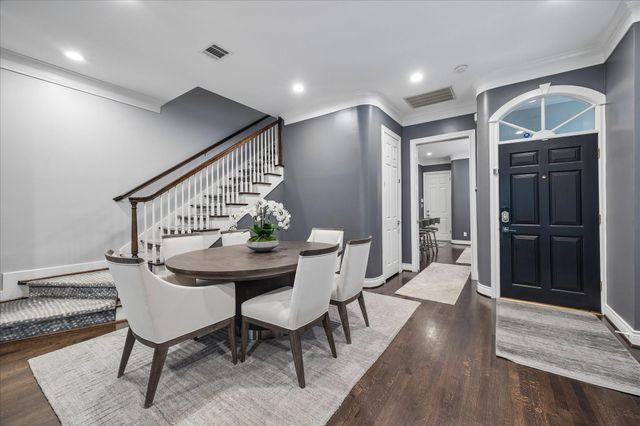 2109 Briarglen Drive, Houston, TX 77027