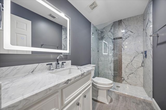 2109 Briarglen Drive, Houston, TX 77027