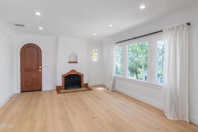75 Grace Terrace, Pasadena, CA 91105