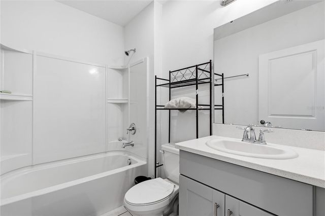 5626 COSTA BLANCA WAY, Davenport, FL 33897