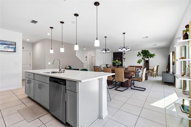 5626 COSTA BLANCA WAY, Davenport, FL 33897