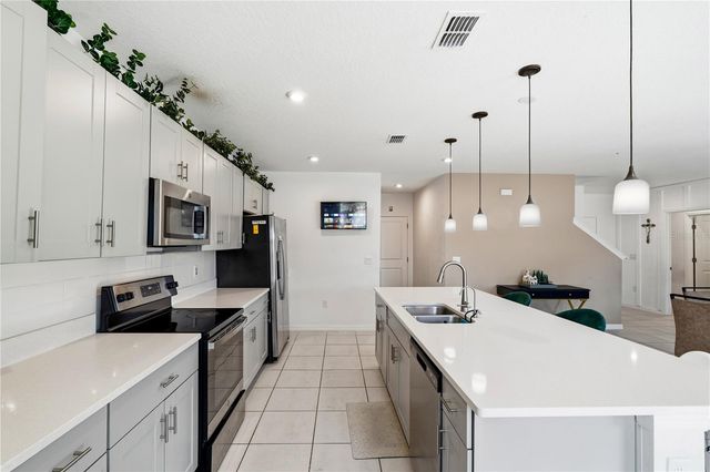 5626 COSTA BLANCA WAY, Davenport, FL 33897