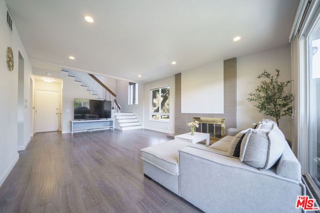 2040 Woodbriar Court, Fullerton, CA 92831