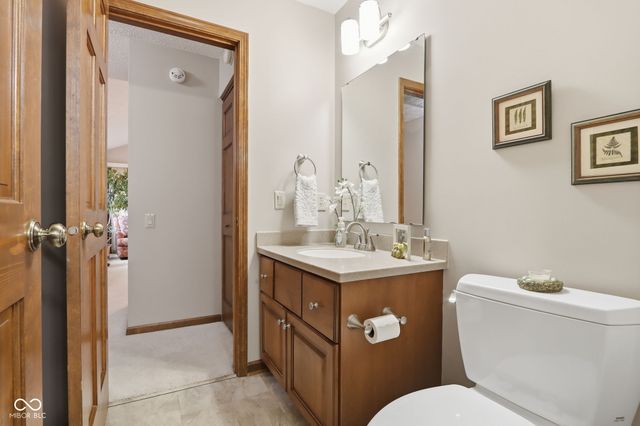 7915 Trotwood Circle, Indianapolis, IN 46256