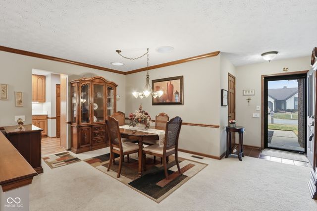 7915 Trotwood Circle, Indianapolis, IN 46256