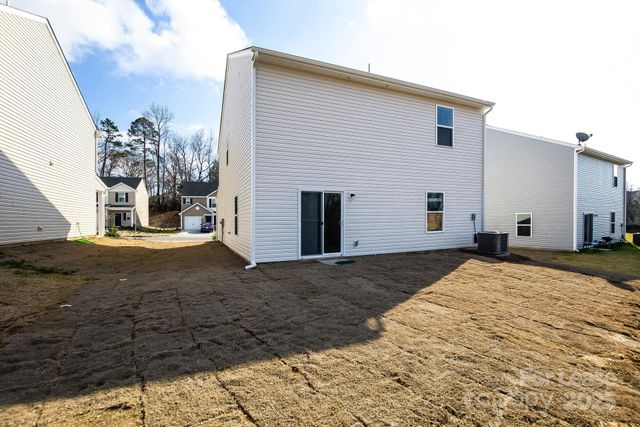 6555 Paw Village Road, Charlotte, NC 28214