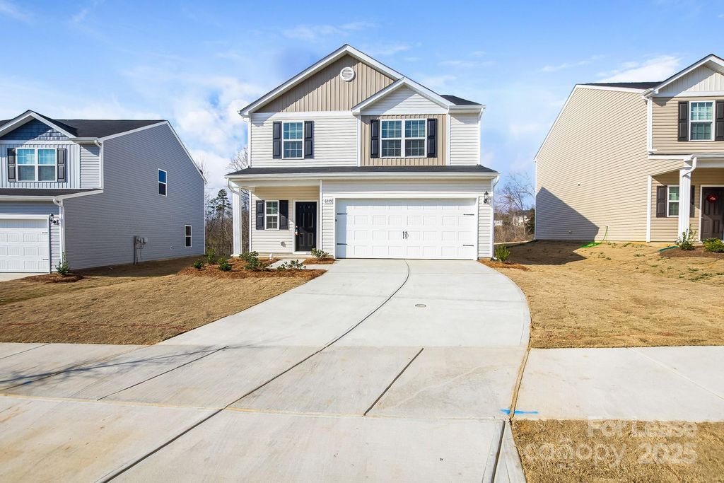 6555 Paw Village Road, Charlotte, NC 28214