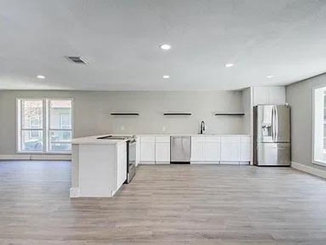 509 Adkins Street, Conroe, TX 77301