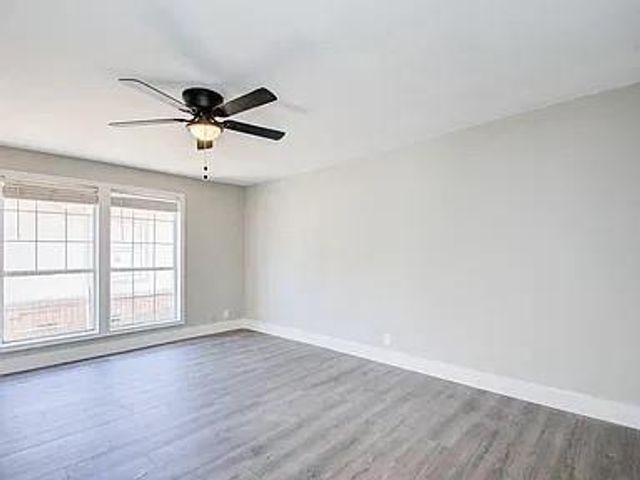 509 Adkins Street, Conroe, TX 77301