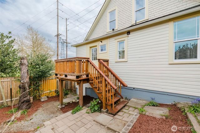 1209 Pacific Avenue, Bremerton, WA 98337