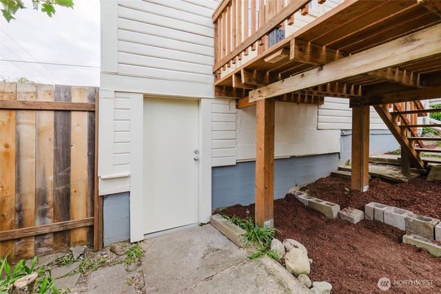 1209 Pacific Avenue, Bremerton, WA 98337