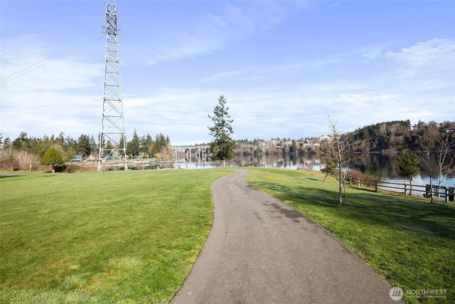 1209 Pacific Avenue, Bremerton, WA 98337