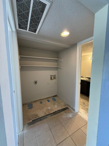 6050 Melody Lane 242, Dallas, TX 75231