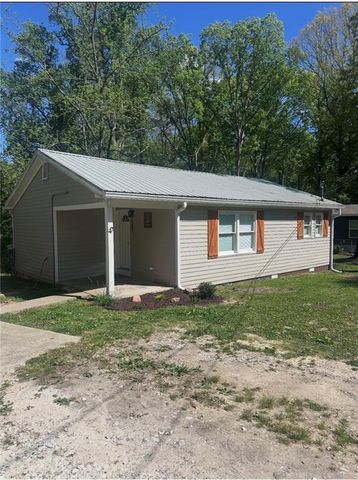 47 Lincoln Street, Jasper, GA 30143
