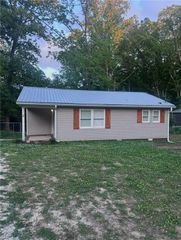 47 Lincoln Street, Jasper, GA 30143
