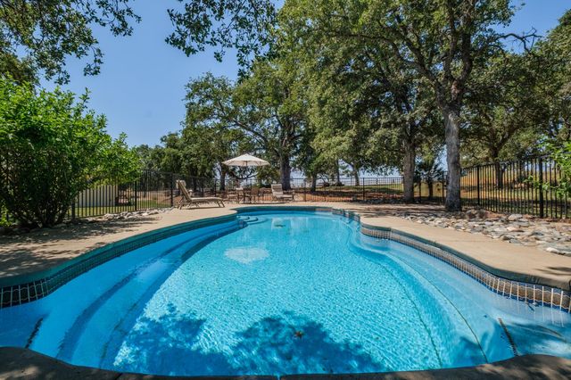 9929 Key Ct, Browns Valley, CA 95918
