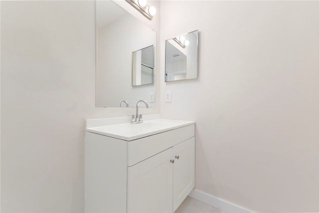 1456 20th Avenue SW, Vero Beach, FL 32962