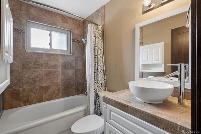 6922 E Fair Avenue, Centennial, CO 80111