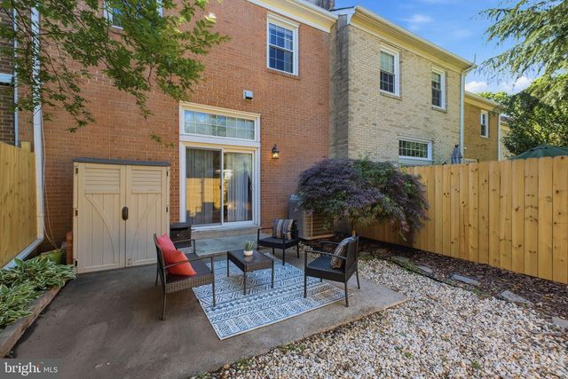 5278 BRADGEN CT, Springfield, VA 22151