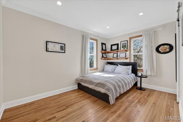 303 Corona Court, St Louis, MO 63119