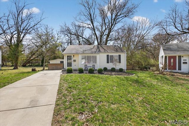 303 Corona Court, St Louis, MO 63119