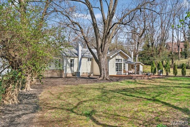 303 Corona Court, St Louis, MO 63119