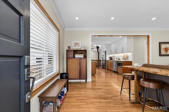 303 Corona Court, St Louis, MO 63119