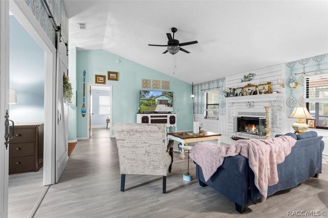4670 S Sawmill Way, Homosassa, FL 34448