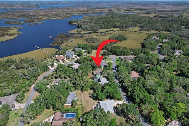 4670 S Sawmill Way, Homosassa, FL 34448
