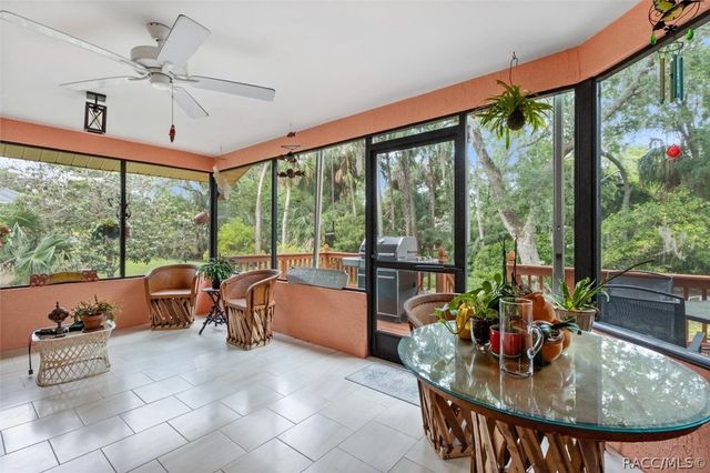 4670 S Sawmill Way, Homosassa, FL 34448