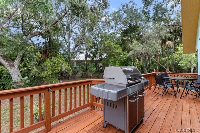 4670 S Sawmill Way, Homosassa, FL 34448