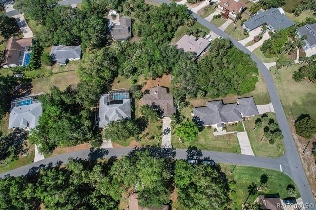 4670 S Sawmill Way, Homosassa, FL 34448