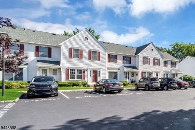 14 Giles Biondi Ct, Bound Brook Boro, NJ 08805