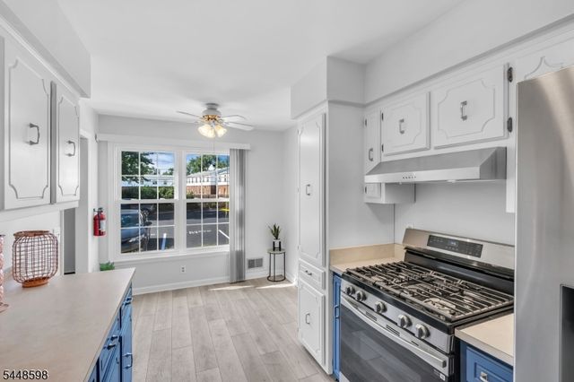 14 Giles Biondi Ct, Bound Brook Boro, NJ 08805
