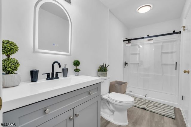 14 Giles Biondi Ct, Bound Brook Boro, NJ 08805