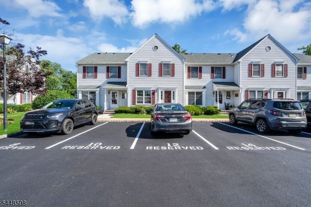 14 Giles Biondi Ct, Bound Brook Boro, NJ 08805