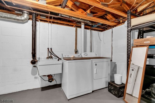 14 Giles Biondi Ct, Bound Brook Boro, NJ 08805