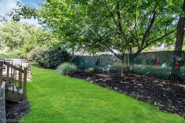 14 Giles Biondi Ct, Bound Brook Boro, NJ 08805