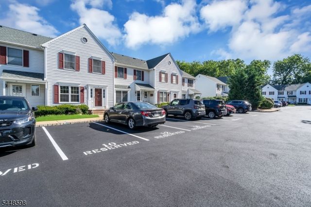 14 Giles Biondi Ct, Bound Brook Boro, NJ 08805