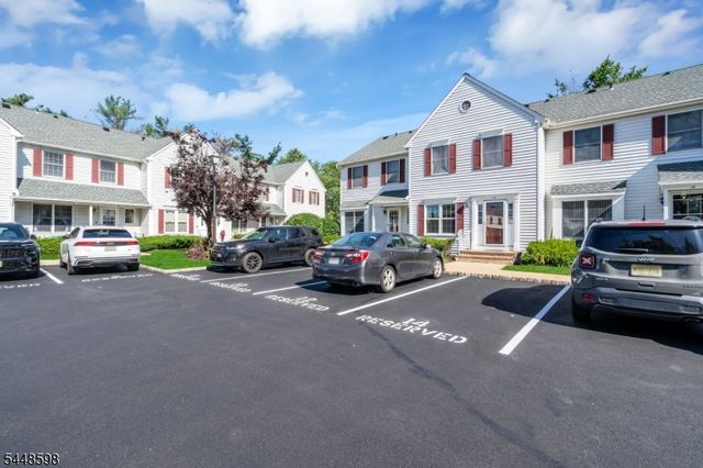 14 Giles Biondi Ct, Bound Brook Boro, NJ 08805