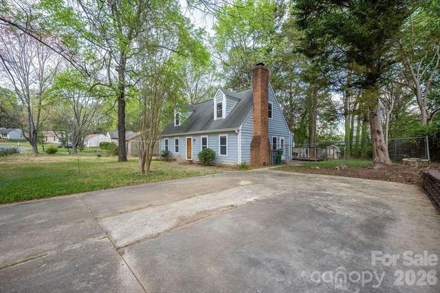 6515 Burning Bush Court, Charlotte, NC 28227