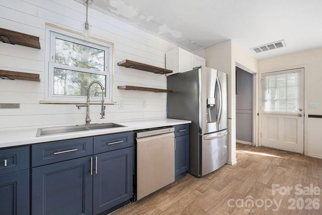 6515 Burning Bush Court, Charlotte, NC 28227